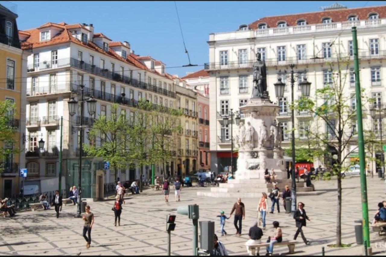 Cozy And Perfect Location Bairro Alto Chiado Apartment